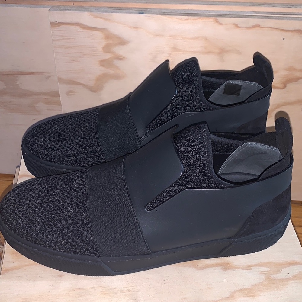 men’s size 9 Italian 41 declined offers under 95